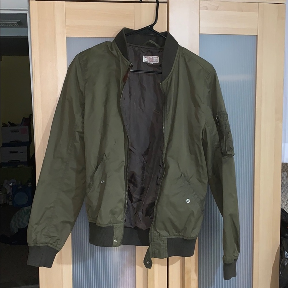 Wallace and Barnes bomber